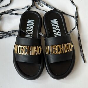 MOSCHINO Logo Ankle-Strap Leather Sandals Sz 38